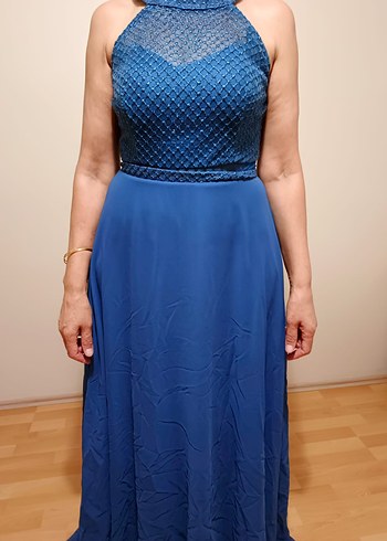 Saks mavisi işlemeli uzun abiye elbise