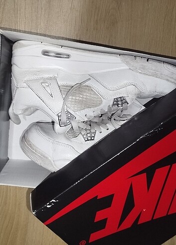43 Beden Air Jordan 4