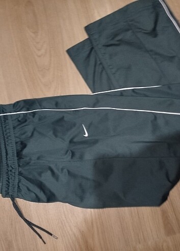 l Beden Nike Jogger