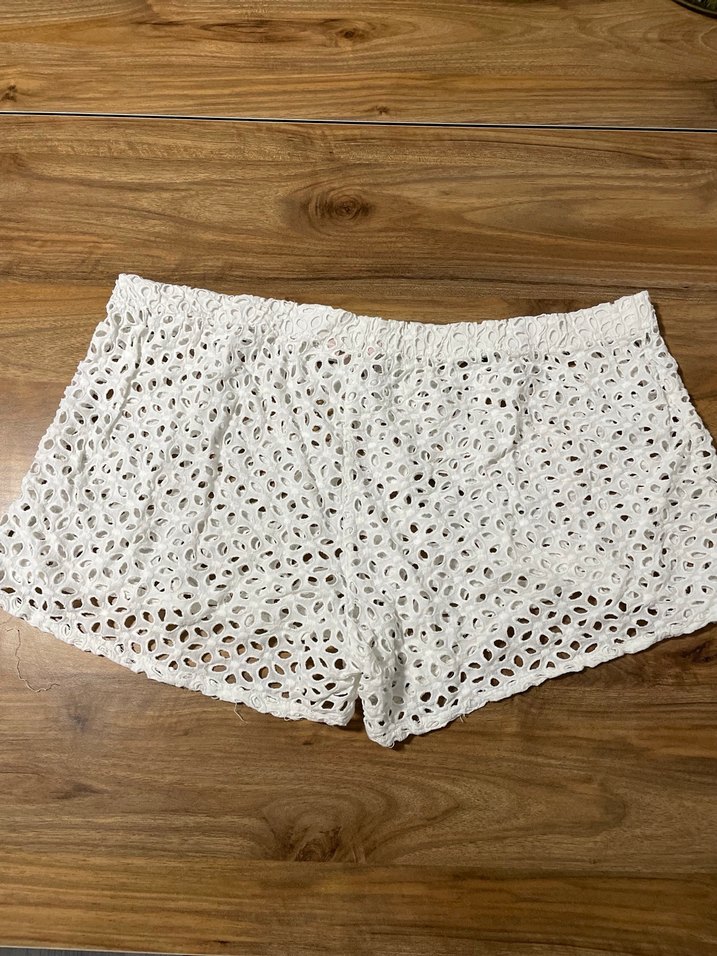 Beyaz plaj şortu - Görsel 4