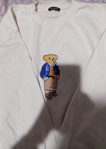 Beyaz Örgü Desenli Sokak Stili Köpek Kıyafeti - Görsel 2