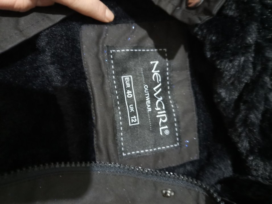 Kadın Siyah Kürklü Midi Kışlık Mont - Görsel 5