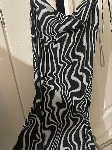 s Beden Zara zebra desenli mini elbise