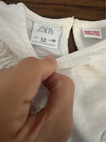 Beyaz dantel güpür fırfırlı bluz tshirt - Görsel 5