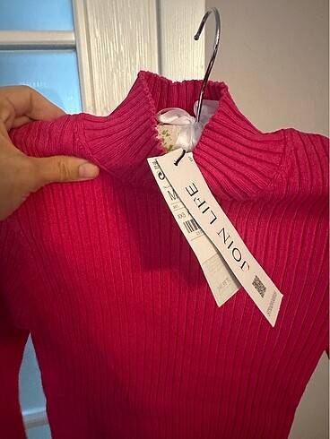 Fuşya pembe boğazlı yaka body kazak - Görsel 4