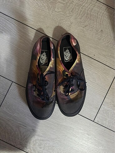 38 Beden vans skateboard ayakkabı vintage dark floral