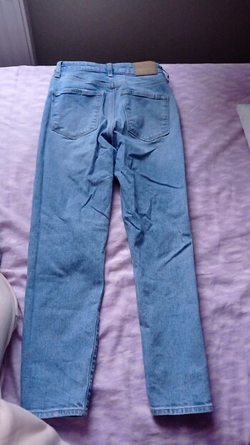 26 Beden mavi Renk Mavi jean