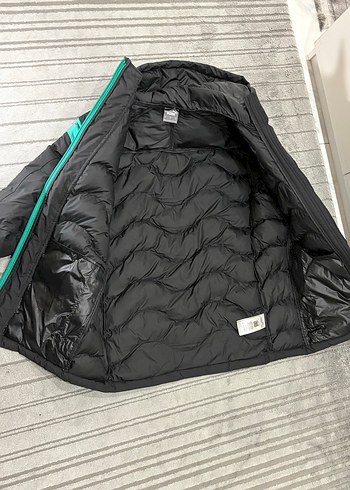 Erkek  Siyah Kapüşonlu Fermuarlı Mont puma orjinal - Görsel 3