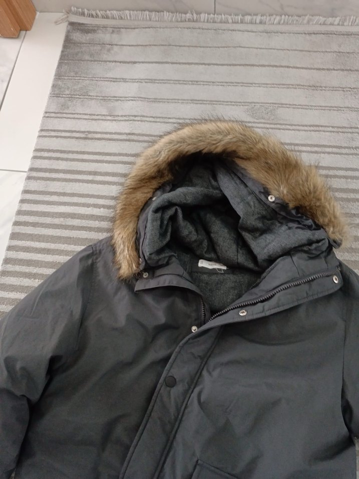 Gri Normcore Erkek kürklü mont MANGO - Görsel 3