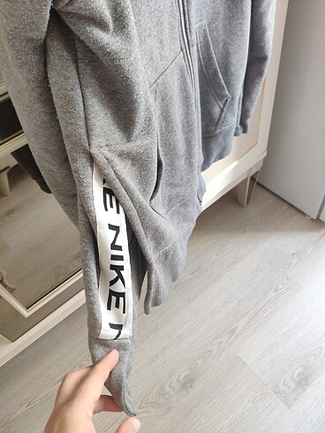 s Beden Nike Hırka