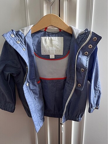 12-18 Ay Beden mavi Renk BURBERRY JACKET