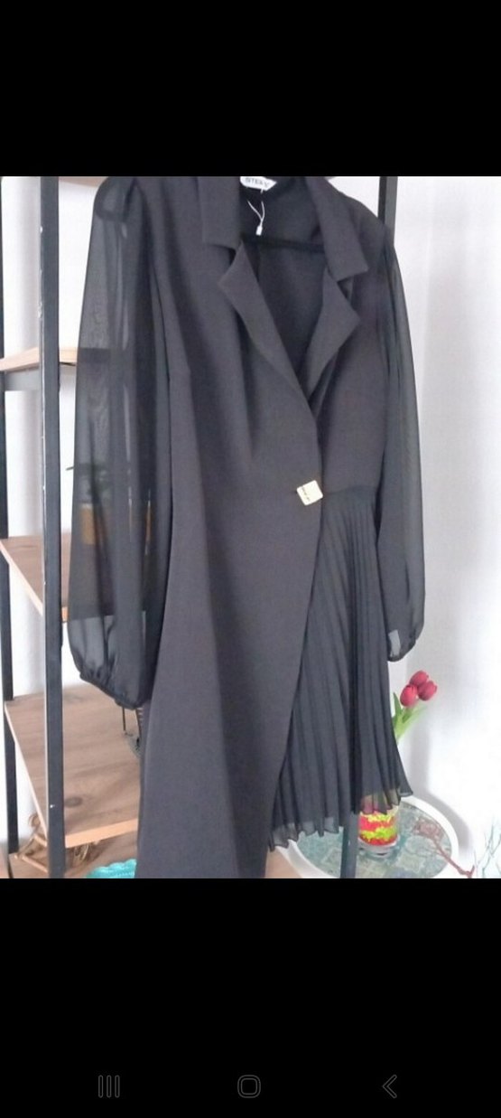 Uzun Kollu Siyah Pileli Kadın Blazer - Görsel 4