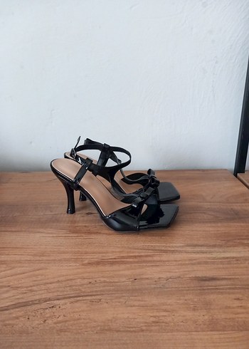 Kadın Siyah Stiletto Topuklu Akşam Ayakkabısı