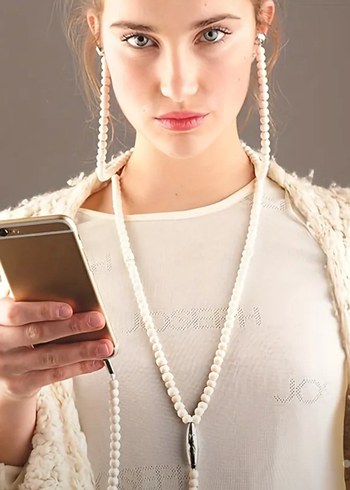 İncili mikrofonlu telefon kulaklığı...