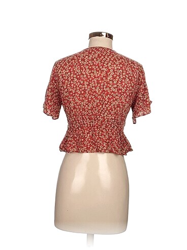 m Beden Pull and Bear Bluz %70 İndirimli.