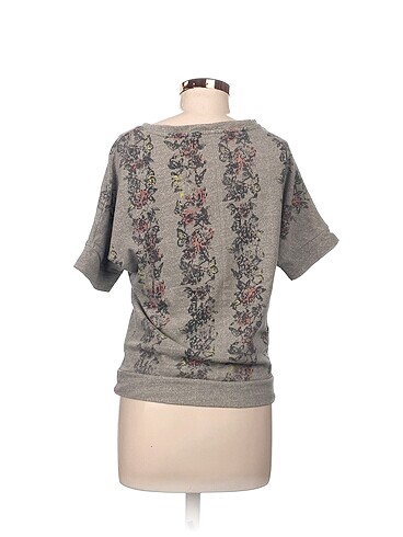 s Beden Twist T-shirt %70 İndirimli.