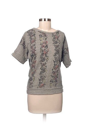 Twist T-shirt %70 İndirimli.