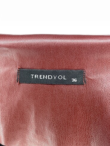 36 Beden bordo Renk Trendyol & Milla Deri Ceket %70 İndirimli.