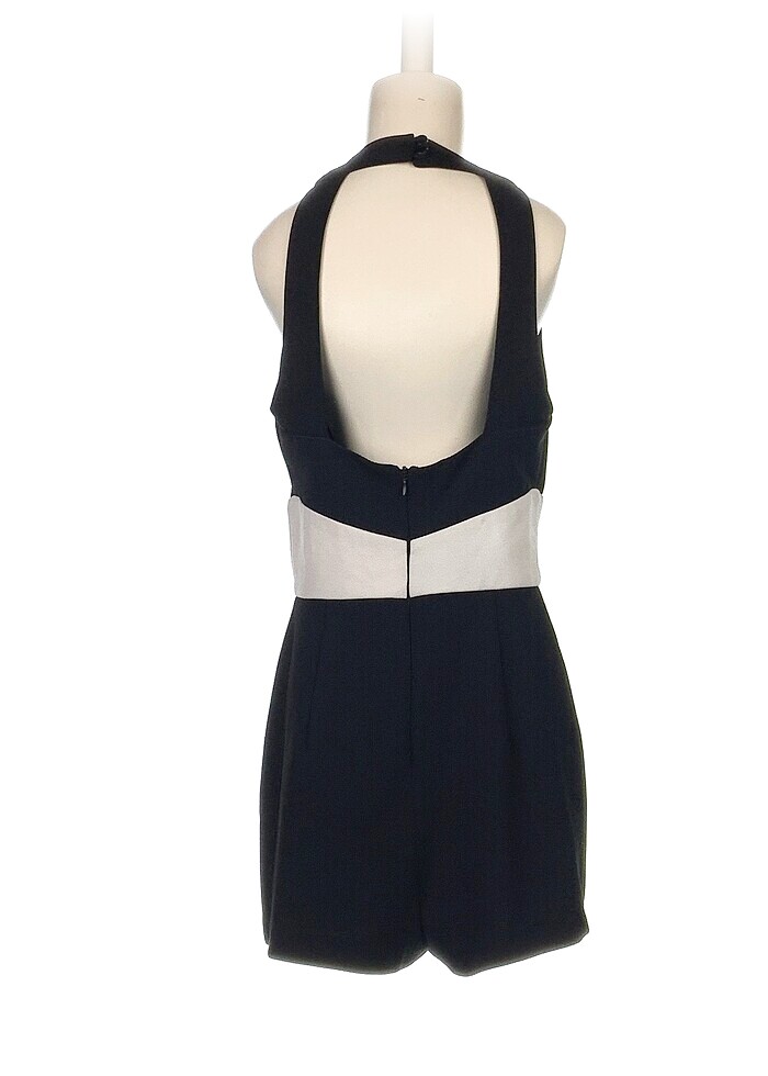 Miss Selfridge Kısa Tulum %70 İndirimli. - Görsel 3