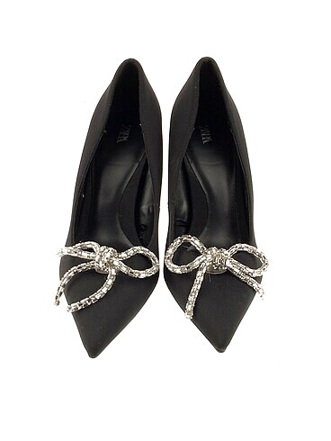 39 Beden Zara Stiletto %70 İndirimli.