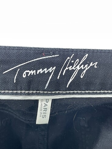 29 Beden lacivert Renk Tommy Hilfiger Jean / Kot %70 İndirimli.