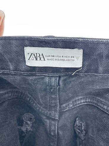 36 Beden siyah Renk Zara Jean / Kot %70 İndirimli.