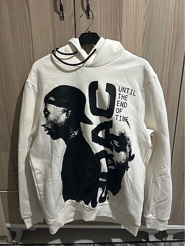 Bershka tupac sweatshirt