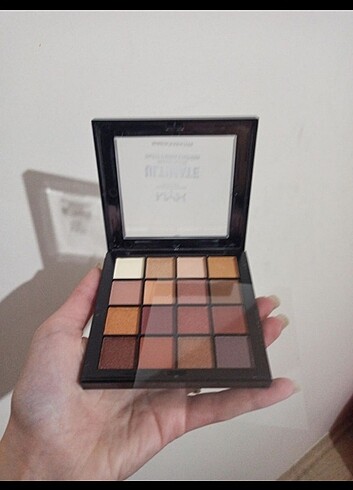 NYX Nyx far paleti