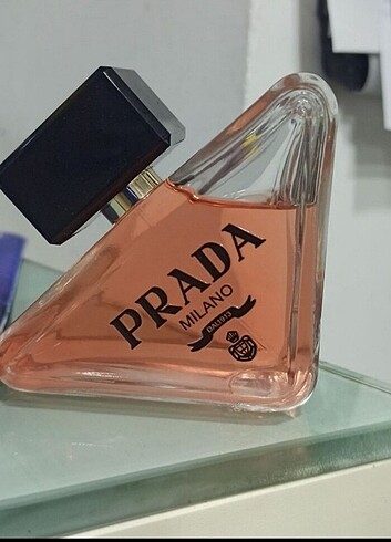 Prada paradoxe