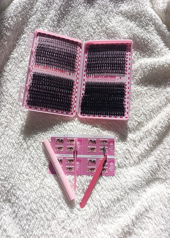 Pembe Kutuda Siyah Takma Kirpik Seti - Görsel 3