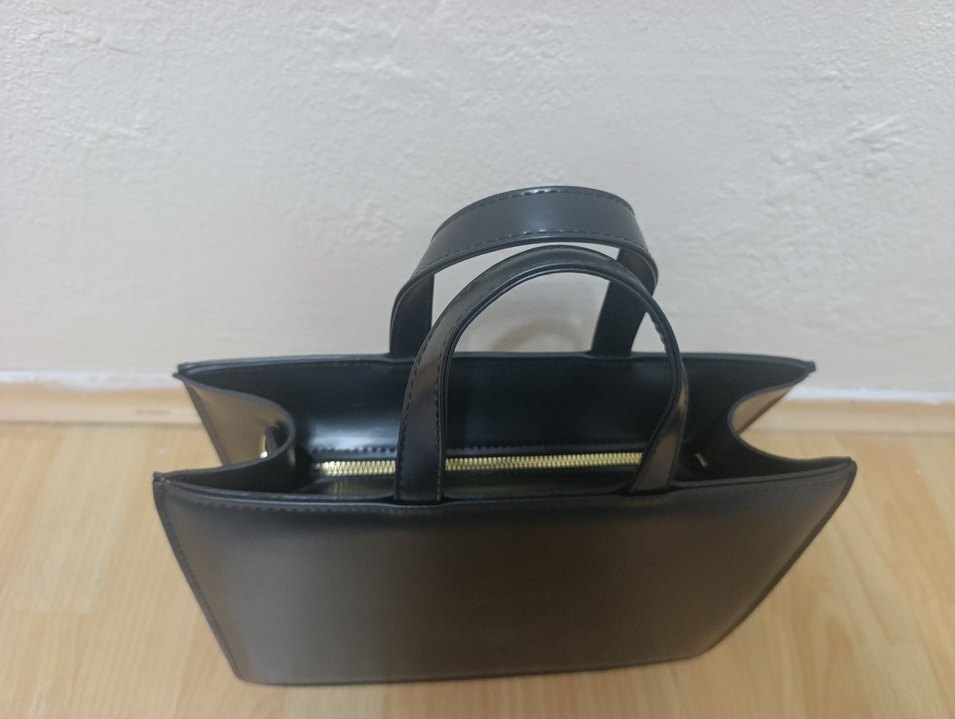 Siyah Deri Tokalı Kadın Ofis Çantası - Görsel 2