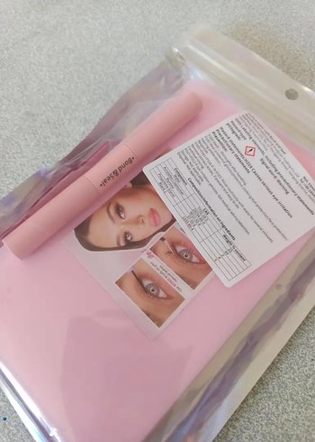 Pembe Sahte Kirpik Seti ve Uygulama Aparatları - Görsel 2