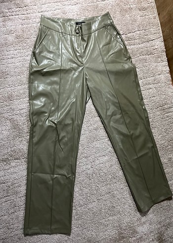 Düğmeli Haki Deri Kadın Deri Pantolon - Görsel 2