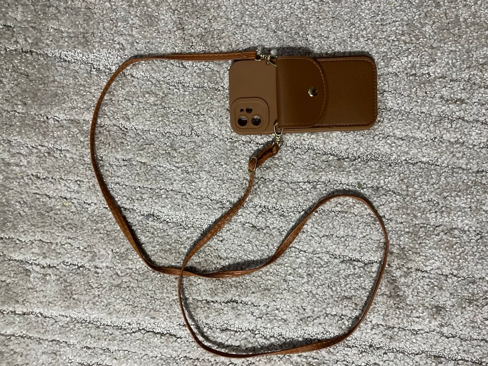 İPhone 11 Kahverengi Kartlık Detaylı Telefon Kılıfı - Görsel 2