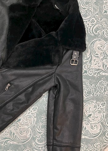 Kürklü Yaka Deri Görünümlü Kadın Mont - Görsel 9