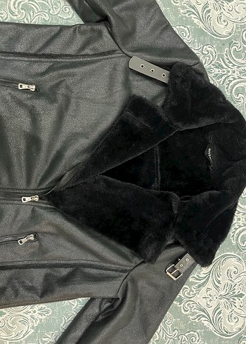 Kürklü Yaka Deri Görünümlü Kadın Mont - Görsel 4