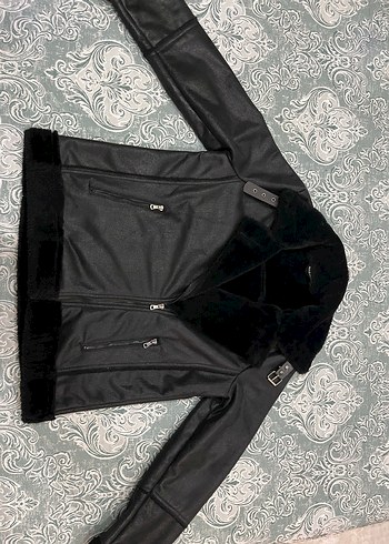 Kürklü Yaka Deri Görünümlü Kadın Mont - Görsel 3