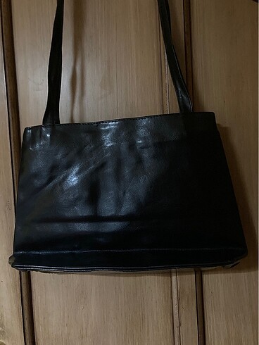 Dolce & Gabbana kol çantası