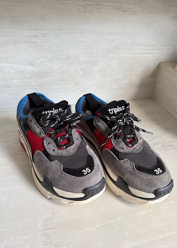 35 Beden Gri Kadın Spor Ayakkabı Velcro Detaylı