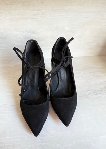 39 Beden Siyah Süet Stiletto Bağcıklı Kadın Ayakkabı
