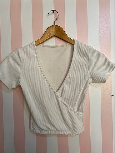 V yakala Tshirt