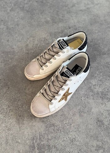 #Golden #Goose #Deluxe 36 - 40 Arasi