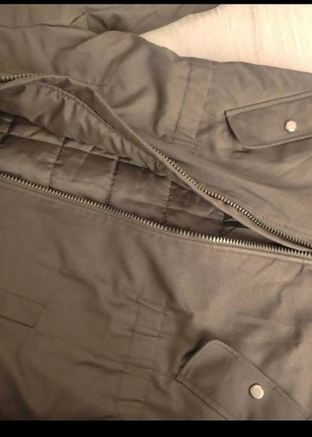 Kürk Detaylı Siyah Kadın Kışlık Mont - Görsel 3