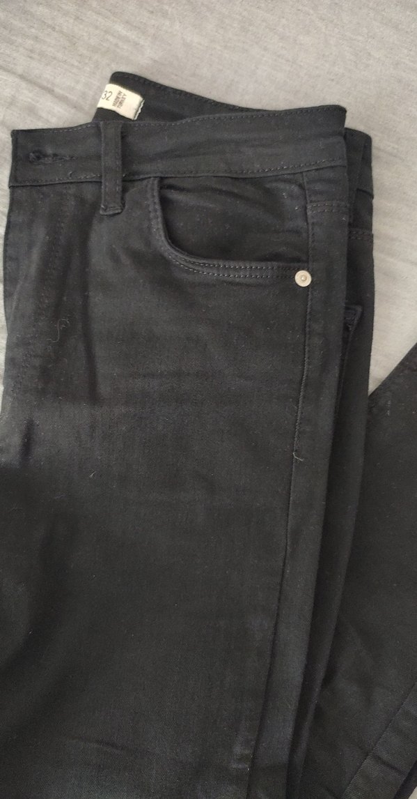 Kadın Siyah Dar Paça Kot Pantolon - Görsel 2