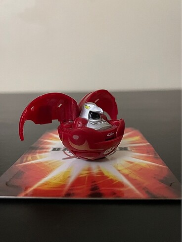 Bakugan Pyrus Ravenoid