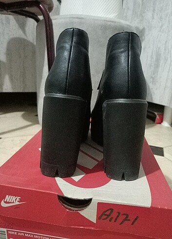 Diğer 11 cm topuk 37-38 numara