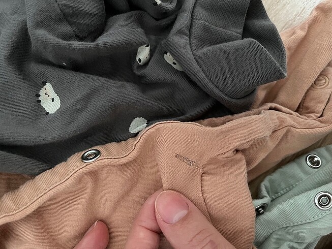 3 Ay Beden çeşitli Renk H&M 4-6 ay tulum