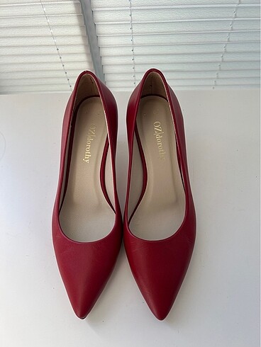 38 Beden Stiletto
