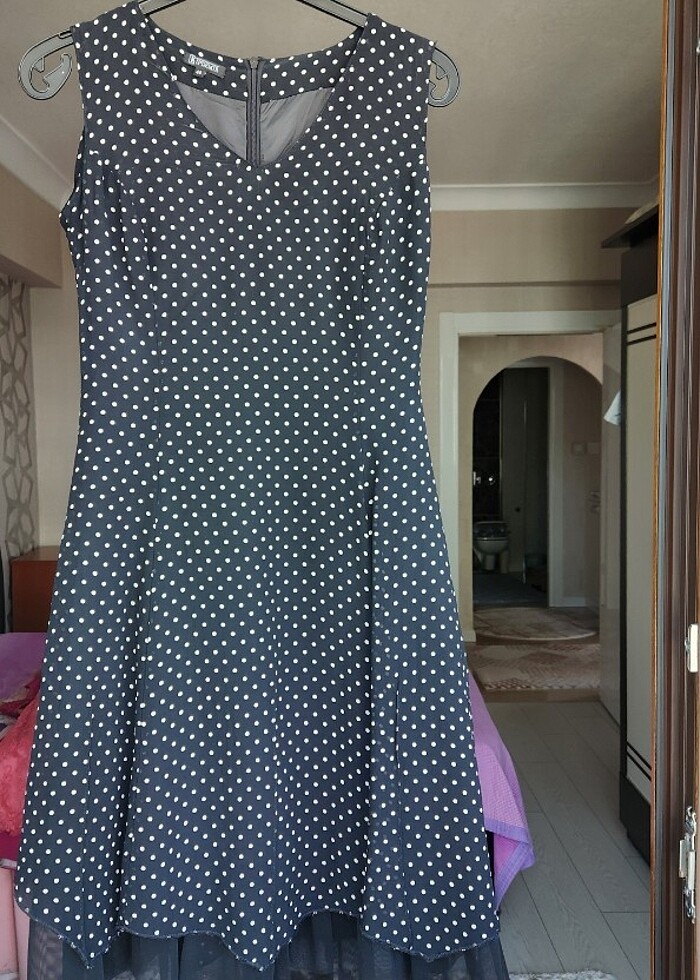 Siyah puantiyeli elbise - Görsel 3