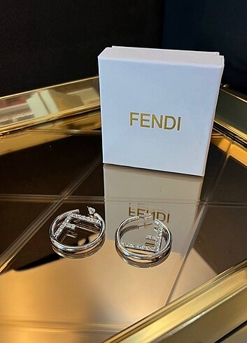 FENDİ KÜPE 